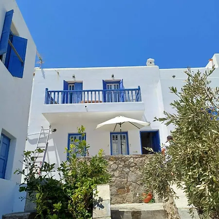 House Nyaraló Szérifosz