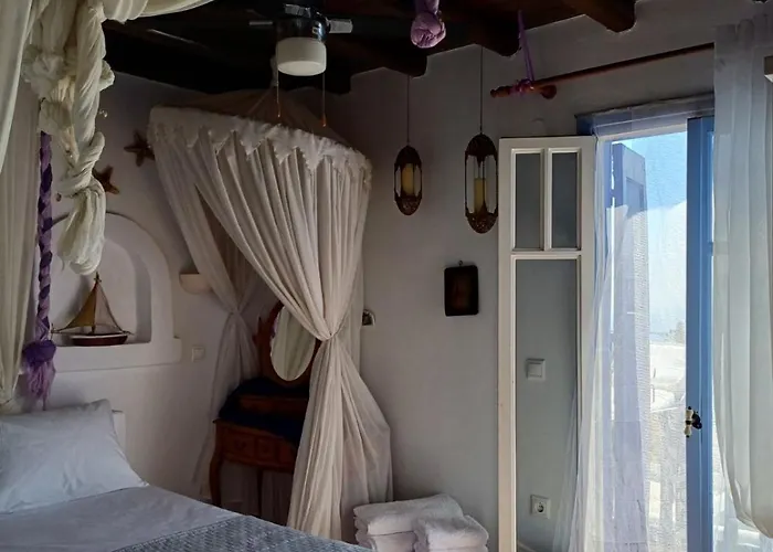 House * Serifos Town